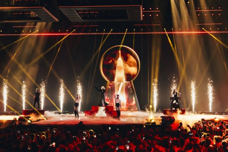 “Eurovision 2024”ün ikinci yarımfinalı kişi striptizi ilə yadda qaldı - FOTOLAR